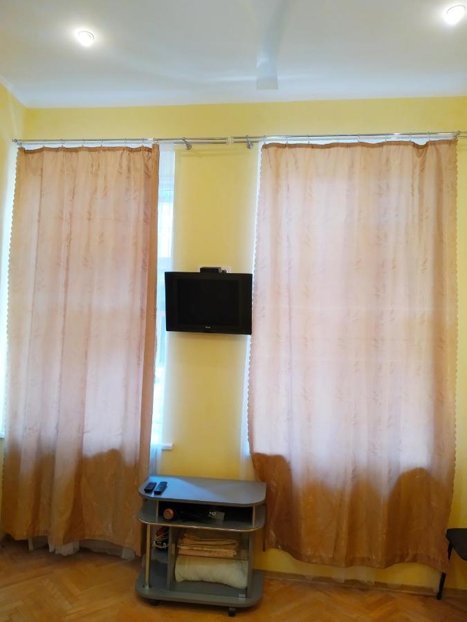 On Yaroslava Mudrogo 14 Apartment *