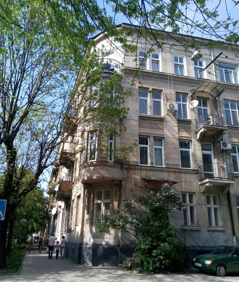 On Yaroslava Mudrogo 14 Apartment